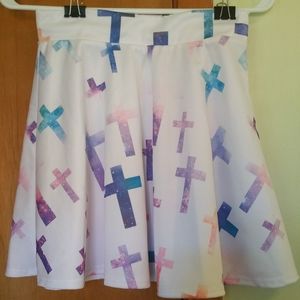 Cross skirt